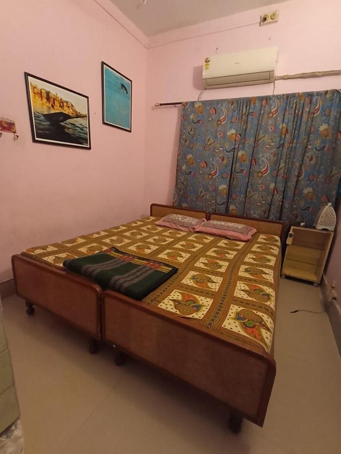 Brown Bread Bakery Guest House Benares Buitenkant foto