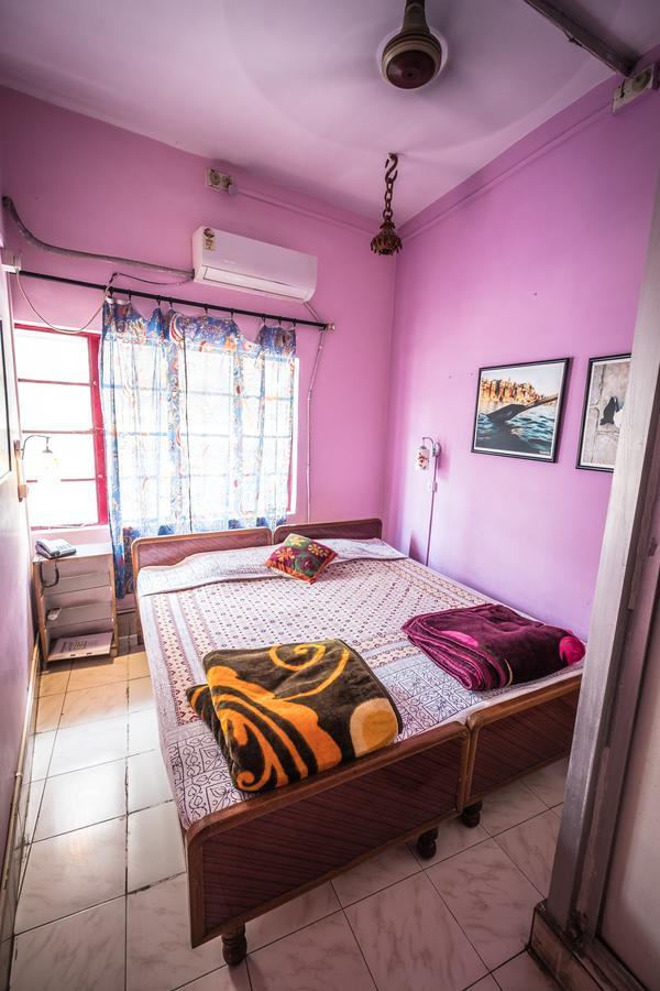 Brown Bread Bakery Guest House Benares Buitenkant foto